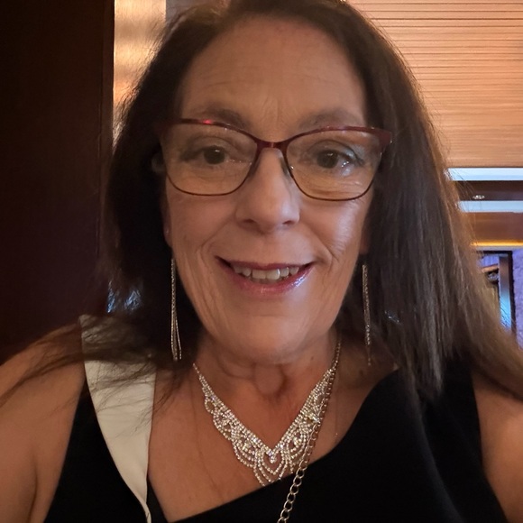 Meet your Posher, Jacqueline - Picture 13 of 15